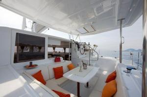 Lagoon 420 Catamaran Charter Greece