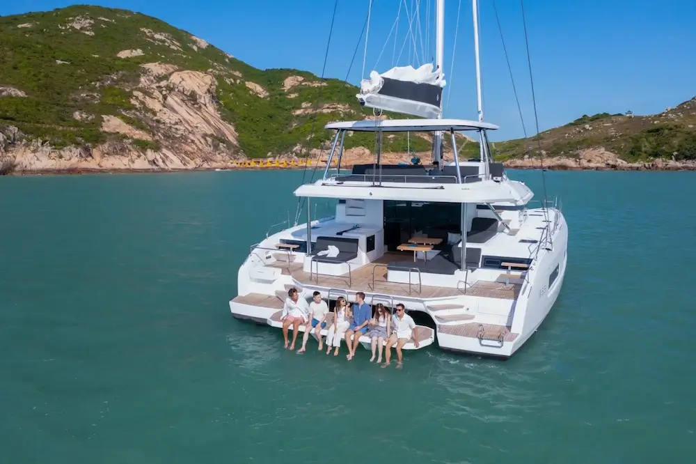 How Much Is a Catamaran Charter? 4 How Much Is A Catamaran Charter Costs 2