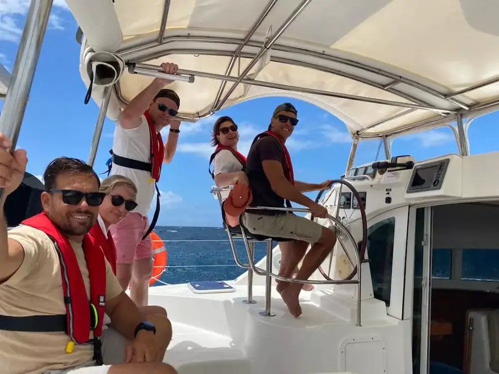 How Much Do You Tip A Catamaran Crew 7