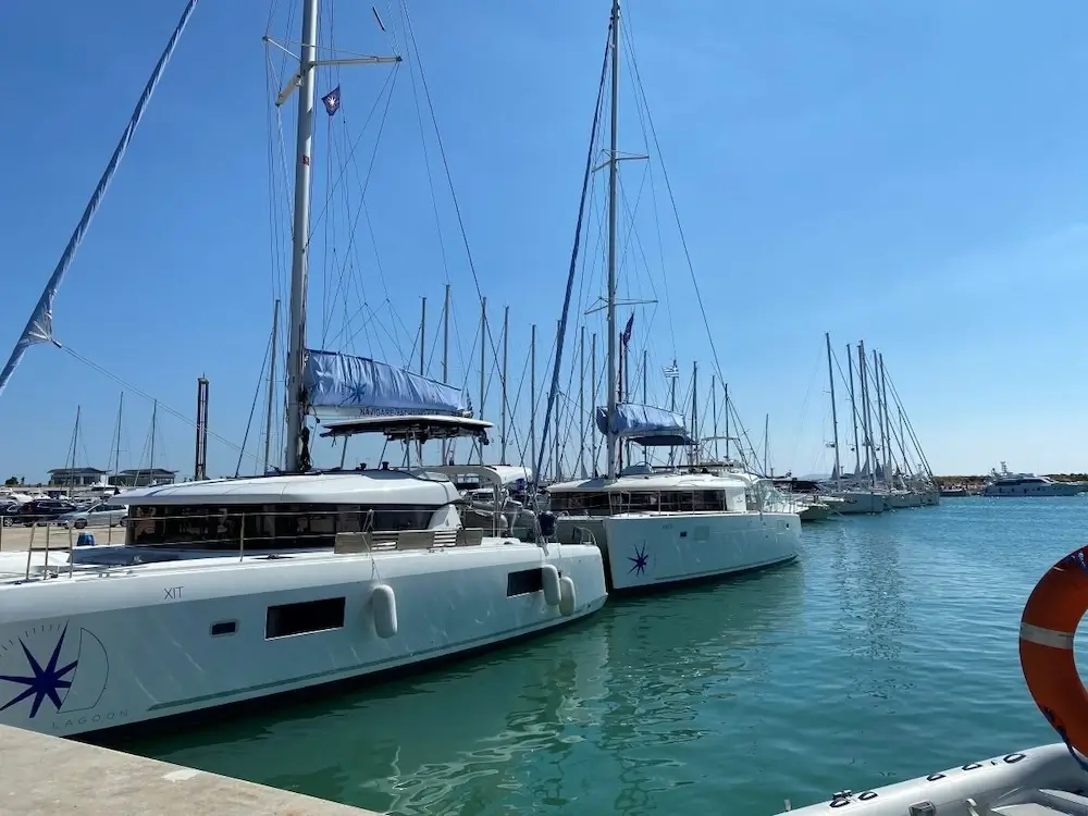 Choose The Right Catamaran 10